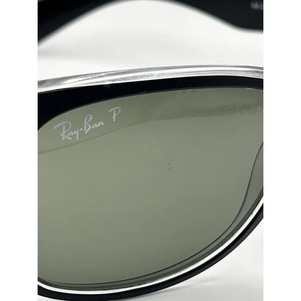 Ray-Ban RB2132 New Wayfarer Polarized Sunglasses Black/Green 55-18 145mm
